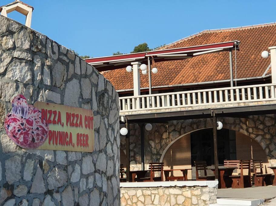 Wunderschöne Ferienwohnung direkt am Meer Jezera Exterior foto
