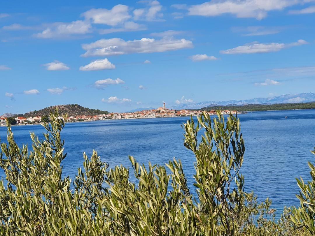Wunderschöne Ferienwohnung direkt am Meer Jezera Exterior foto