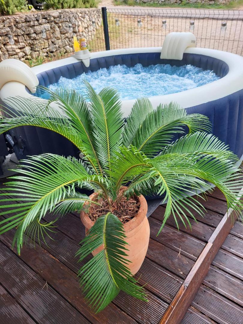 Wunderschöne Ferienwohnung direkt am Meer Jezera Exterior foto