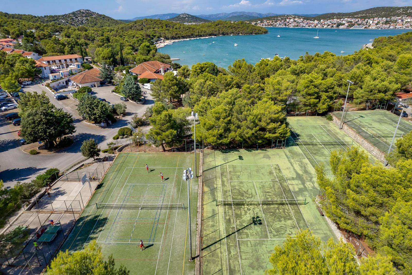 Wunderschöne Ferienwohnung direkt am Meer Jezera Exterior foto